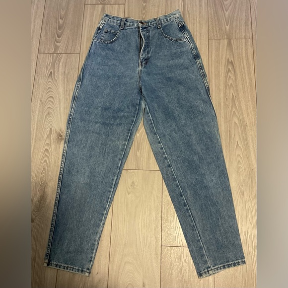 Vintage Denim - Picture 2 of 4